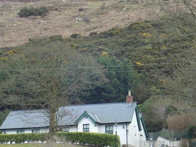 Yewwood Cottage 纽里 外观 照片